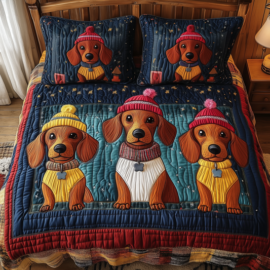 Festive Dachshund Friends 3-Piece Quilted Bedding Set GFTOHD2152