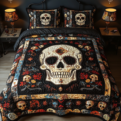 Vintage Bold Skull 3-Piece Quilted Bedding Set GFTONL1617