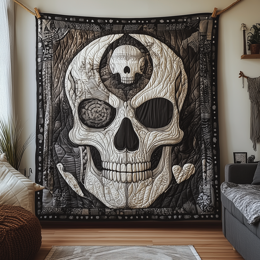 Black And White Skull Quilted Blanket GFTONL1779