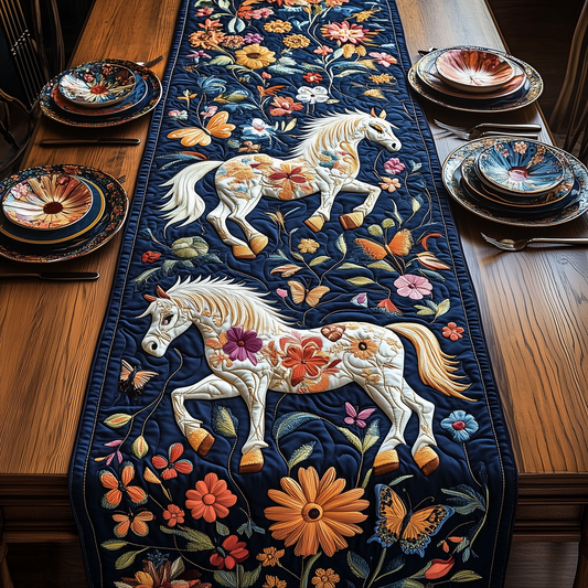 Festive Horse Quilted Table Runner GFTOTP3145